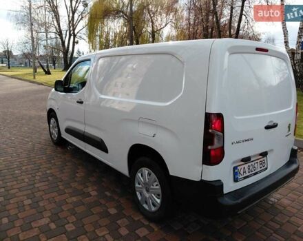 Білий Пежо Partner, об'ємом двигуна 1.6 л та пробігом 178 тис. км за 13950 $, фото 1 на Automoto.ua
