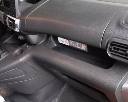 Білий Пежо Partner, об'ємом двигуна 1.5 л та пробігом 230 тис. км за 15900 $, фото 13 на Automoto.ua