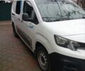 Белый Пежо Partner, объемом двигателя 1.5 л и пробегом 230 тыс. км за 11700 $, фото 1 на Automoto.ua
