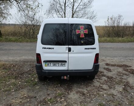 Белый Пежо Partner, объемом двигателя 1.9 л и пробегом 430 тыс. км за 1700 $, фото 5 на Automoto.ua