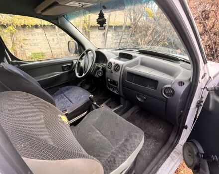 Белый Пежо Partner, объемом двигателя 1.9 л и пробегом 350 тыс. км за 478 $, фото 3 на Automoto.ua