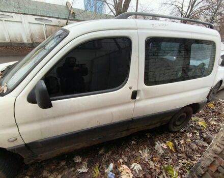 Білий Пежо Partner, об'ємом двигуна 1.4 л та пробігом 400 тис. км за 2692 $, фото 5 на Automoto.ua