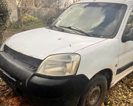 Белый Пежо Partner, объемом двигателя 1.9 л и пробегом 350 тыс. км за 500 $, фото 1 на Automoto.ua