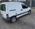 Білий Пежо Partner, об'ємом двигуна 1.4 л та пробігом 315 тис. км за 2400 $, фото 1 на Automoto.ua