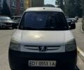 Белый Пежо Partner, объемом двигателя 2 л и пробегом 354 тыс. км за 3600 $, фото 1 на Automoto.ua