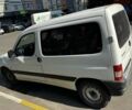 Белый Пежо Partner, объемом двигателя 2 л и пробегом 354 тыс. км за 3600 $, фото 1 на Automoto.ua