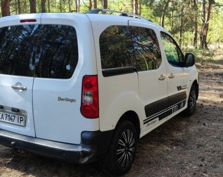 Белый Пежо Partner, объемом двигателя 1.6 л и пробегом 380 тыс. км за 3850 $, фото 2 на Automoto.ua