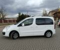 Белый Пежо Partner, объемом двигателя 1.6 л и пробегом 188 тыс. км за 11200 $, фото 1 на Automoto.ua