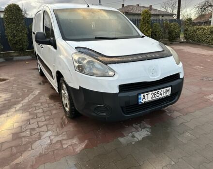 Білий Пежо Partner, об'ємом двигуна 1.6 л та пробігом 150 тис. км за 4400 $, фото 1 на Automoto.ua