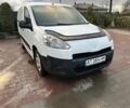 Білий Пежо Partner, об'ємом двигуна 1.6 л та пробігом 150 тис. км за 4400 $, фото 1 на Automoto.ua