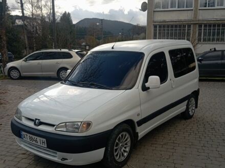 Пежо Partner 1998 у Верховине на Automoto.ua Білий Пежо Partner, об'ємом двигуна 1.4 л та пробігом 286 тис. км за 3700 $, фото 1 на Automoto.ua