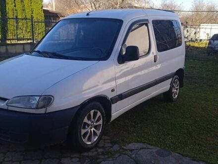 Белый Пежо Partner, объемом двигателя 1.9 л и пробегом 221 тыс. км за 3200 $, фото 1 на Automoto.ua