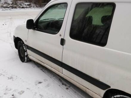 Белый Пежо Partner, объемом двигателя 1.3 л и пробегом 160 тыс. км за 2700 $, фото 1 на Automoto.ua