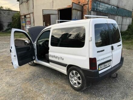 Пежо Partner 2000 в Ужгороде на Automoto.ua Белый Пежо Partner, объемом двигателя 1.9 л и пробегом 200 тыс. км за 2000 $, фото 1 на Automoto.ua
