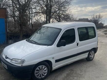 Белый Пежо Partner, объемом двигателя 1.9 л и пробегом 200 тыс. км за 2650 $, фото 1 на Automoto.ua