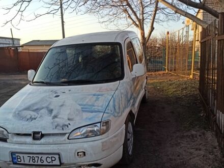 Пежо Partner 2001 в Днепре (Днепропетровске) на Automoto.ua Белый Пежо Partner, объемом двигателя 1.9 л и пробегом 300 тыс. км за 2000 $, фото 1 на Automoto.ua