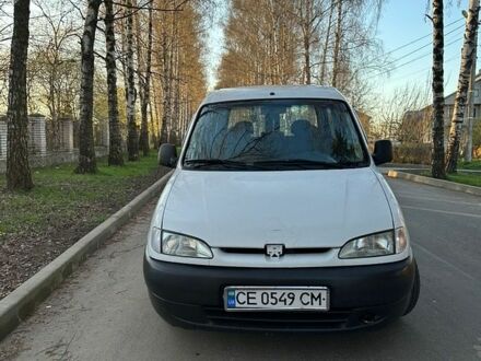 Білий Пежо Partner, об'ємом двигуна 2 л та пробігом 265 тис. км за 2500 $, фото 1 на Automoto.ua