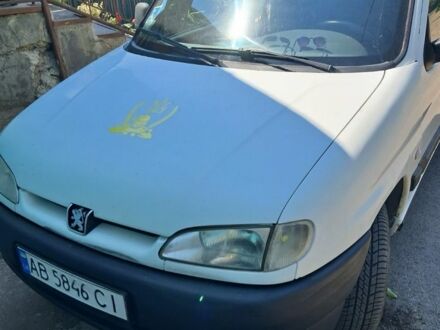 Білий Пежо Partner, об'ємом двигуна 1.9 л та пробігом 300 тис. км за 3100 $, фото 1 на Automoto.ua