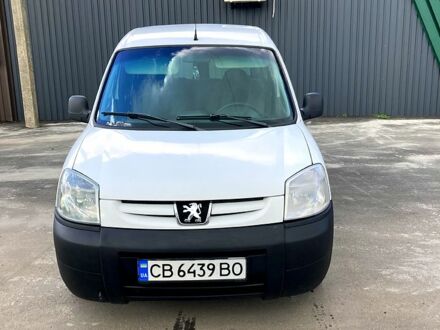 Білий Пежо Partner, об'ємом двигуна 1.4 л та пробігом 400 тис. км за 3550 $, фото 1 на Automoto.ua