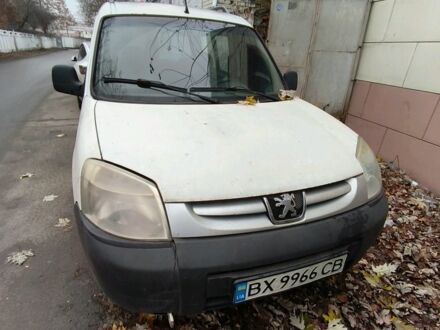 Білий Пежо Partner, об'ємом двигуна 1.4 л та пробігом 400 тис. км за 2692 $, фото 1 на Automoto.ua