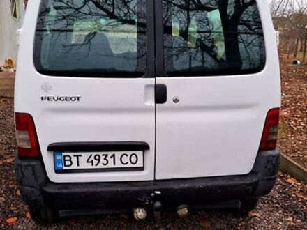Белый Пежо Partner, объемом двигателя 1.56 л и пробегом 355 тыс. км за 3500 $, фото 1 на Automoto.ua