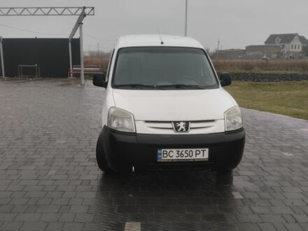 Білий Пежо Partner, об'ємом двигуна 1.6 л та пробігом 310 тис. км за 3300 $, фото 1 на Automoto.ua