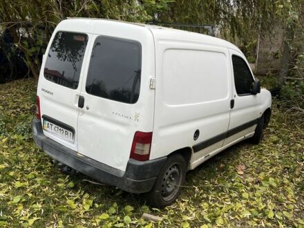 Белый Пежо Partner, объемом двигателя 1.4 л и пробегом 200 тыс. км за 1500 $, фото 1 на Automoto.ua