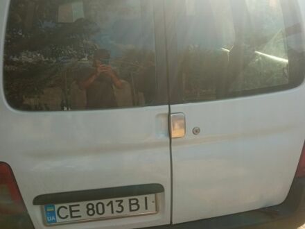 Белый Пежо Partner, объемом двигателя 1.6 л и пробегом 620 тыс. км за 2500 $, фото 1 на Automoto.ua