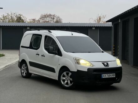 Білий Пежо Partner, об'ємом двигуна 1.6 л та пробігом 455 тис. км за 3300 $, фото 1 на Automoto.ua