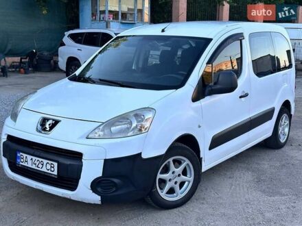 Пежо Partner 2009 в Кропивницком (Кировограде) на Automoto.ua Белый Пежо Partner, объемом двигателя 1.6 л и пробегом 340 тыс. км за 4200 $, фото 1 на Automoto.ua