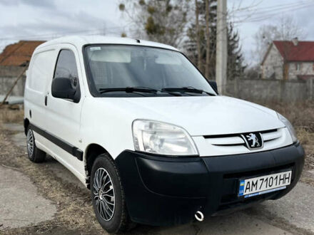 Пежо Partner 2010 в Коростене на Automoto.ua Белый Пежо Partner, объемом двигателя 1.4 л и пробегом 356 тыс. км за 3900 $, фото 1 на Automoto.ua