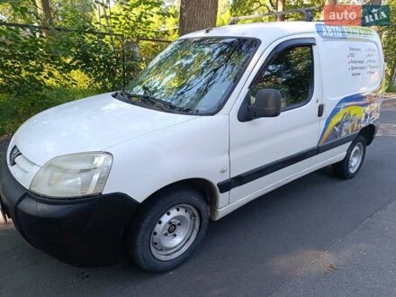 Білий Пежо Partner, об'ємом двигуна 1.4 л та пробігом 300 тис. км за 2900 $, фото 1 на Automoto.ua