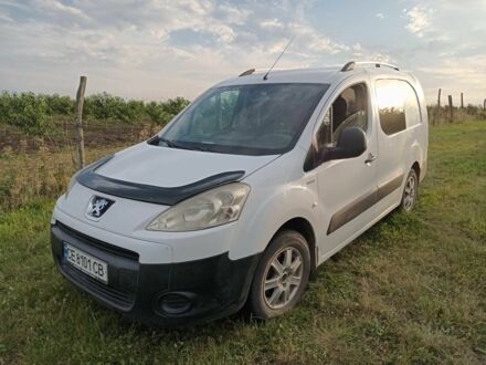 Білий Пежо Partner, об'ємом двигуна 1.6 л та пробігом 300 тис. км за 5842 $, фото 1 на Automoto.ua