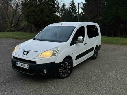 Белый Пежо Partner, объемом двигателя 1.56 л и пробегом 300 тыс. км за 5450 $, фото 1 на Automoto.ua