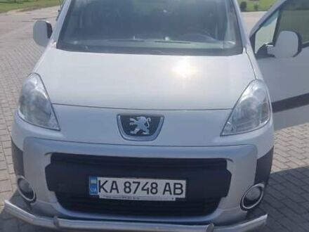 Білий Пежо Partner, об'ємом двигуна 1.56 л та пробігом 245 тис. км за 7500 $, фото 1 на Automoto.ua