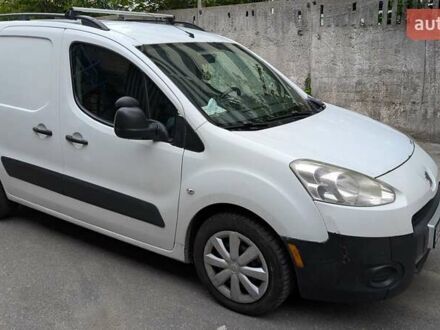 Білий Пежо Partner, об'ємом двигуна 1.6 л та пробігом 345 тис. км за 4500 $, фото 1 на Automoto.ua