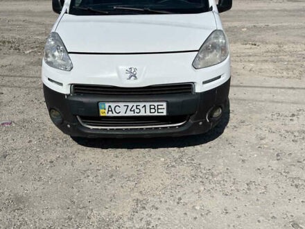 Пежо Partner 2013 у Львові на Automoto.ua Білий Пежо Partner, об'ємом двигуна 1.56 л та пробігом 226 тис. км за 8200 $, фото 1 на Automoto.ua