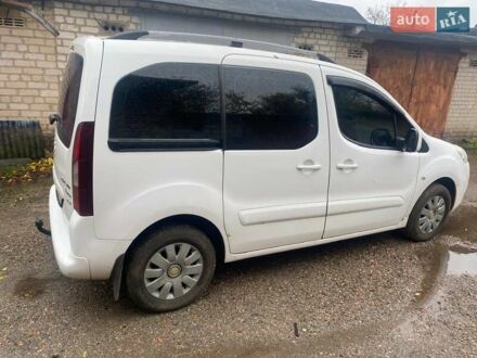 Белый Пежо Partner, объемом двигателя 1.56 л и пробегом 192 тыс. км за 8000 $, фото 1 на Automoto.ua