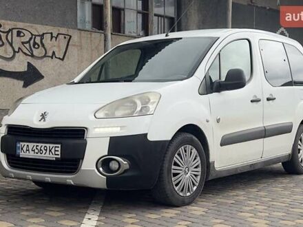 Білий Пежо Partner, об'ємом двигуна 1.6 л та пробігом 300 тис. км за 6899 $, фото 1 на Automoto.ua