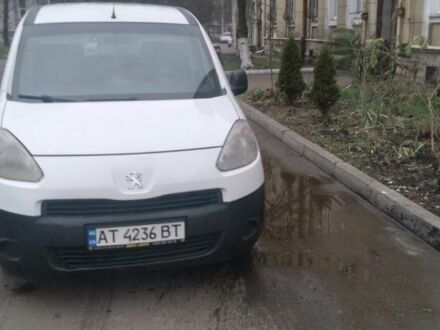 Білий Пежо Partner, об'ємом двигуна 1.6 л та пробігом 320 тис. км за 6200 $, фото 1 на Automoto.ua