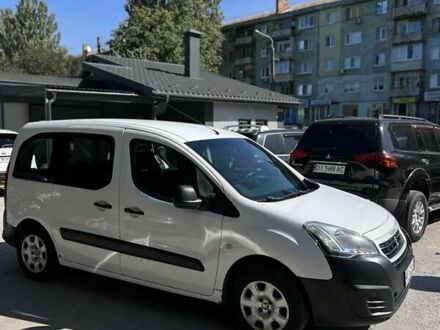 Білий Пежо Partner, об'ємом двигуна 1.56 л та пробігом 313 тис. км за 8500 $, фото 1 на Automoto.ua