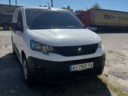 Пежо Partner 2021 у Белой Церкве на Automoto.ua Білий Пежо Partner, об'ємом двигуна 1.5 л та пробігом 205 тис. км за 18000 $, фото 1 на Automoto.ua