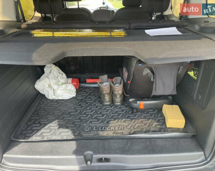 Бежевый Пежо Partner, объемом двигателя 1.6 л и пробегом 250 тыс. км за 9200 $, фото 12 на Automoto.ua