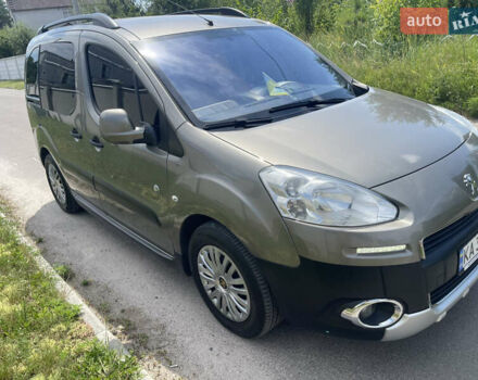 Бежевый Пежо Partner, объемом двигателя 1.6 л и пробегом 250 тыс. км за 9200 $, фото 2 на Automoto.ua