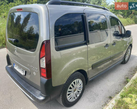 Бежевый Пежо Partner, объемом двигателя 1.6 л и пробегом 250 тыс. км за 9200 $, фото 5 на Automoto.ua