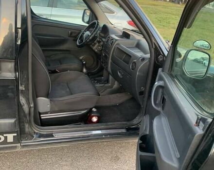 Чорний Пежо Partner, об'ємом двигуна 2 л та пробігом 397 тис. км за 3600 $, фото 3 на Automoto.ua