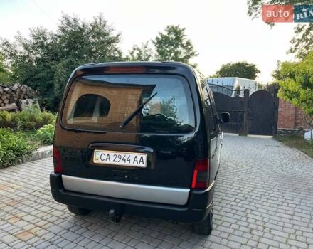 Черный Пежо Partner, объемом двигателя 2 л и пробегом 305 тыс. км за 3650 $, фото 4 на Automoto.ua