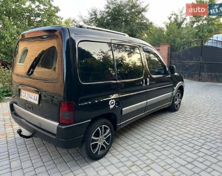 Черный Пежо Partner, объемом двигателя 2 л и пробегом 305 тыс. км за 3650 $, фото 7 на Automoto.ua
