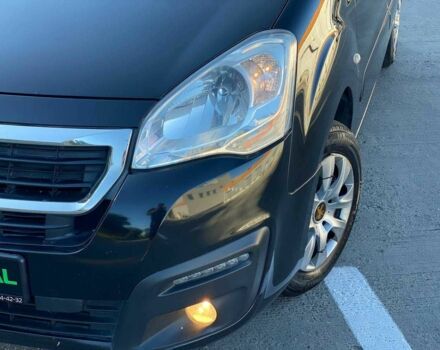 Чорний Пежо Partner, об'ємом двигуна 1.6 л та пробігом 249 тис. км за 8690 $, фото 1 на Automoto.ua