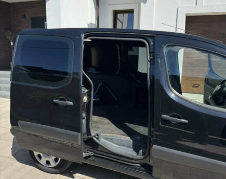 Черный Пежо Partner, объемом двигателя 1.56 л и пробегом 104 тыс. км за 9350 $, фото 8 на Automoto.ua